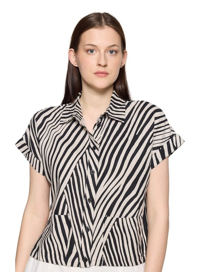 Betty Barclay Blouse Zwart 8830-2024