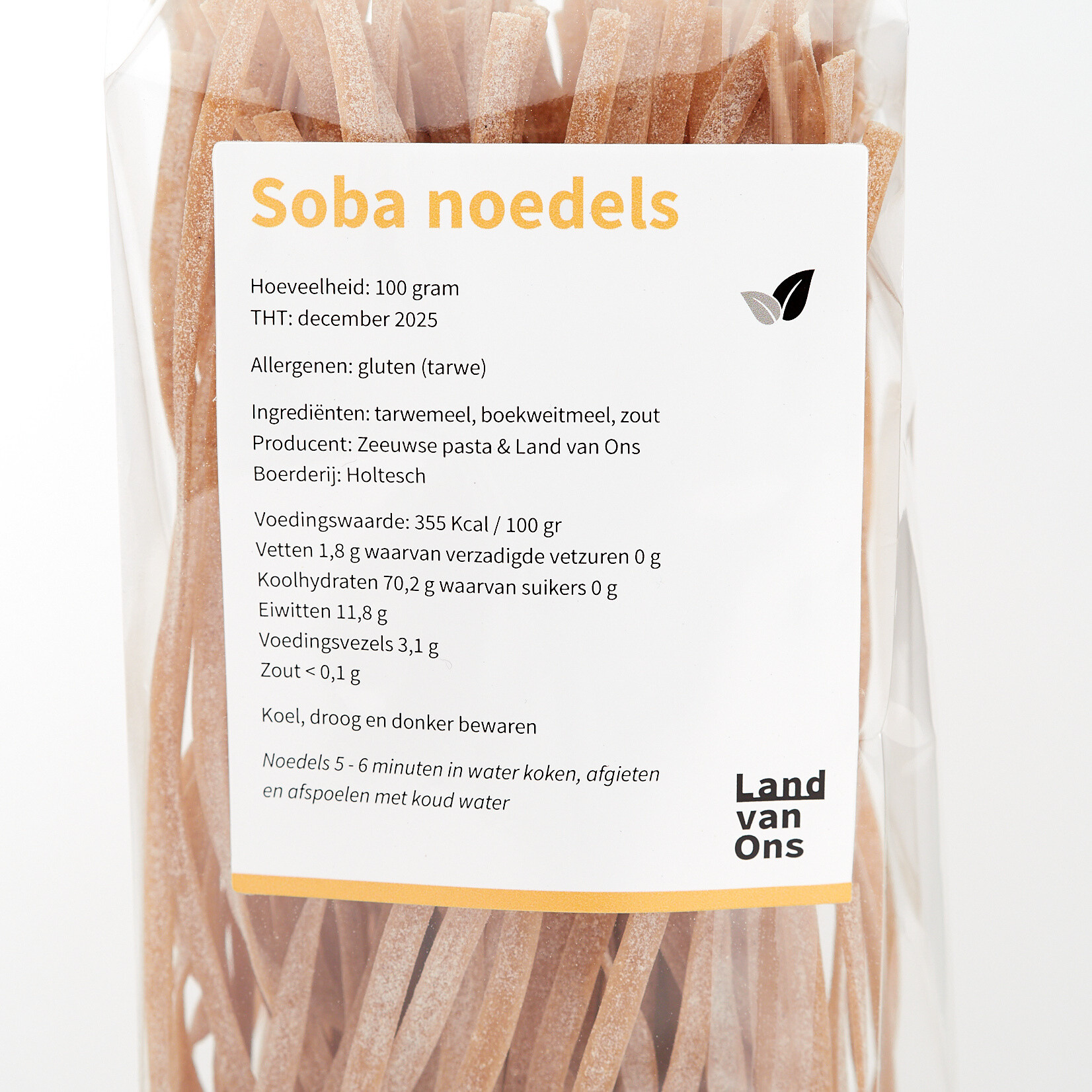 Soba: lange noedel van volkoren boekweitmeel en tarwebloem