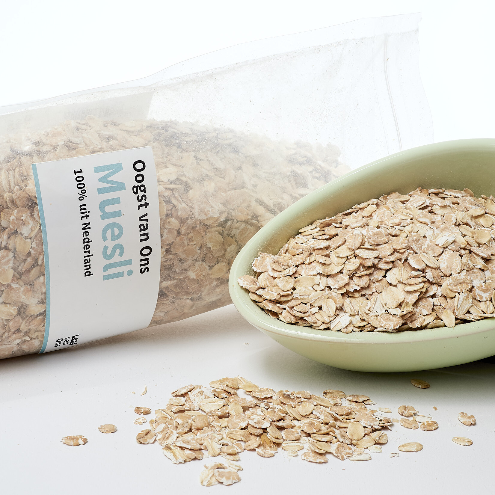 Muesli van tarwe, spelt, rogge, haver en boekweit