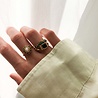 All the Luck in the World Chérie Goldplated Ring Circle Pearl Black All the Luck in the World Chérie Goldplated Ring Circle Pearl Black