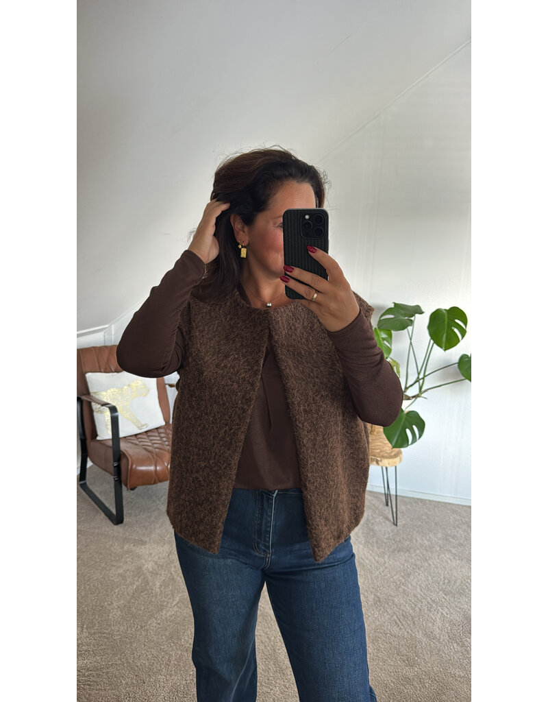 DANA FLOREA Top Lizzy Bruin