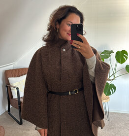 DANA FLOREA Cape/Vest Lara Bruin