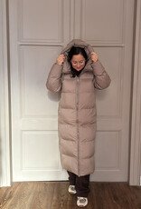 DANA FLOREA Winterjas Gewatteerd Taupe