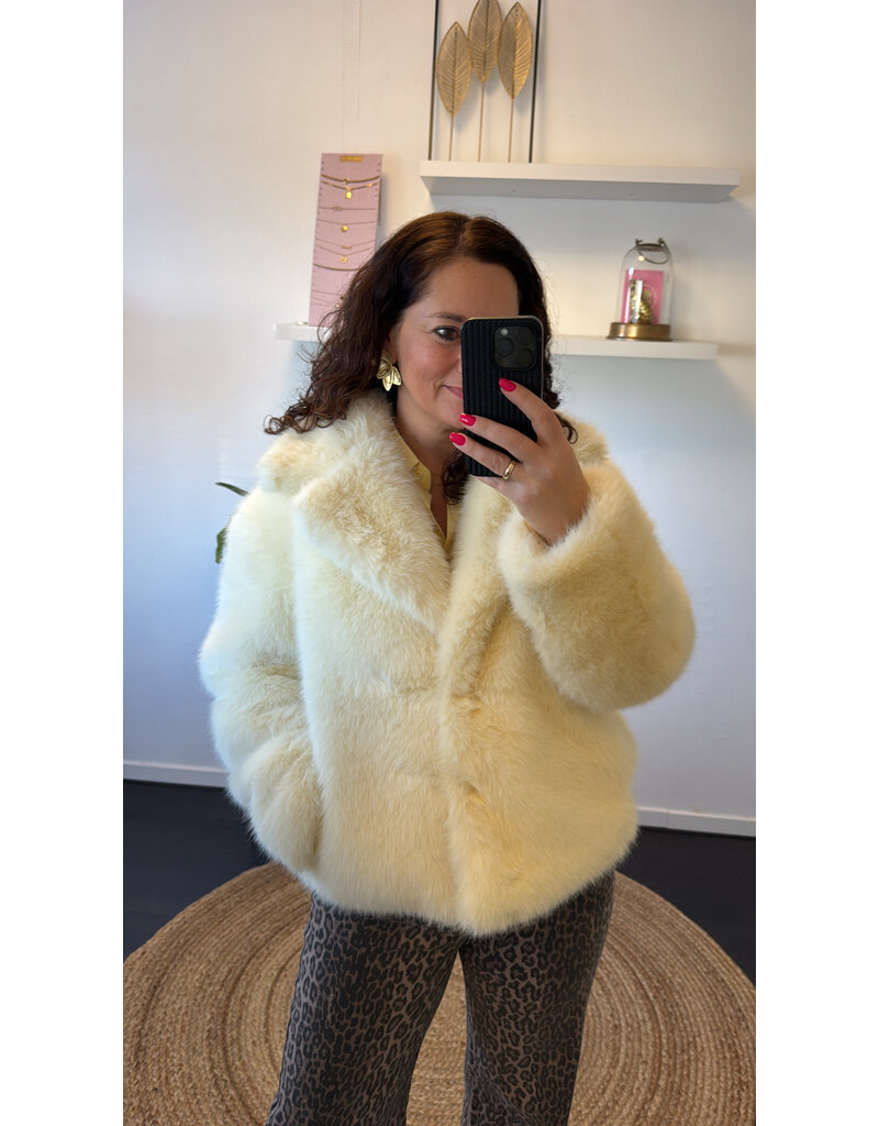 DANA FLOREA Faux Fux Jas Botergeel