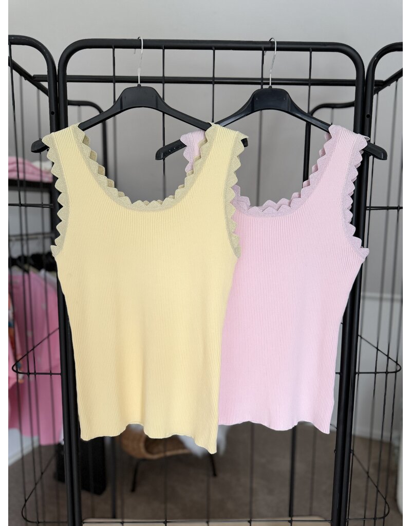 DANA FLOREA Top Met Schulprand Lichtroze