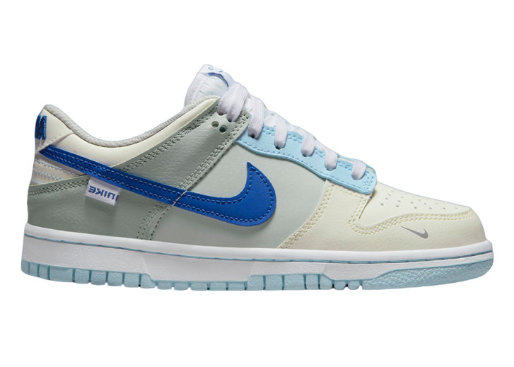 Nike Dunk Low Hyper Royal