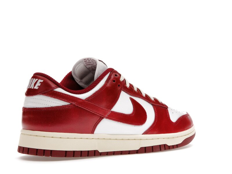 Nike Dunk Low Vintage Red