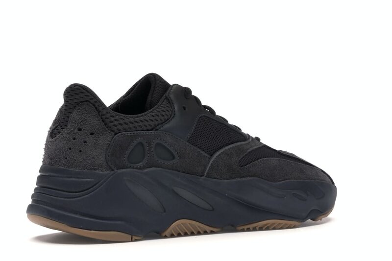 Yeezy 700 Utility Black