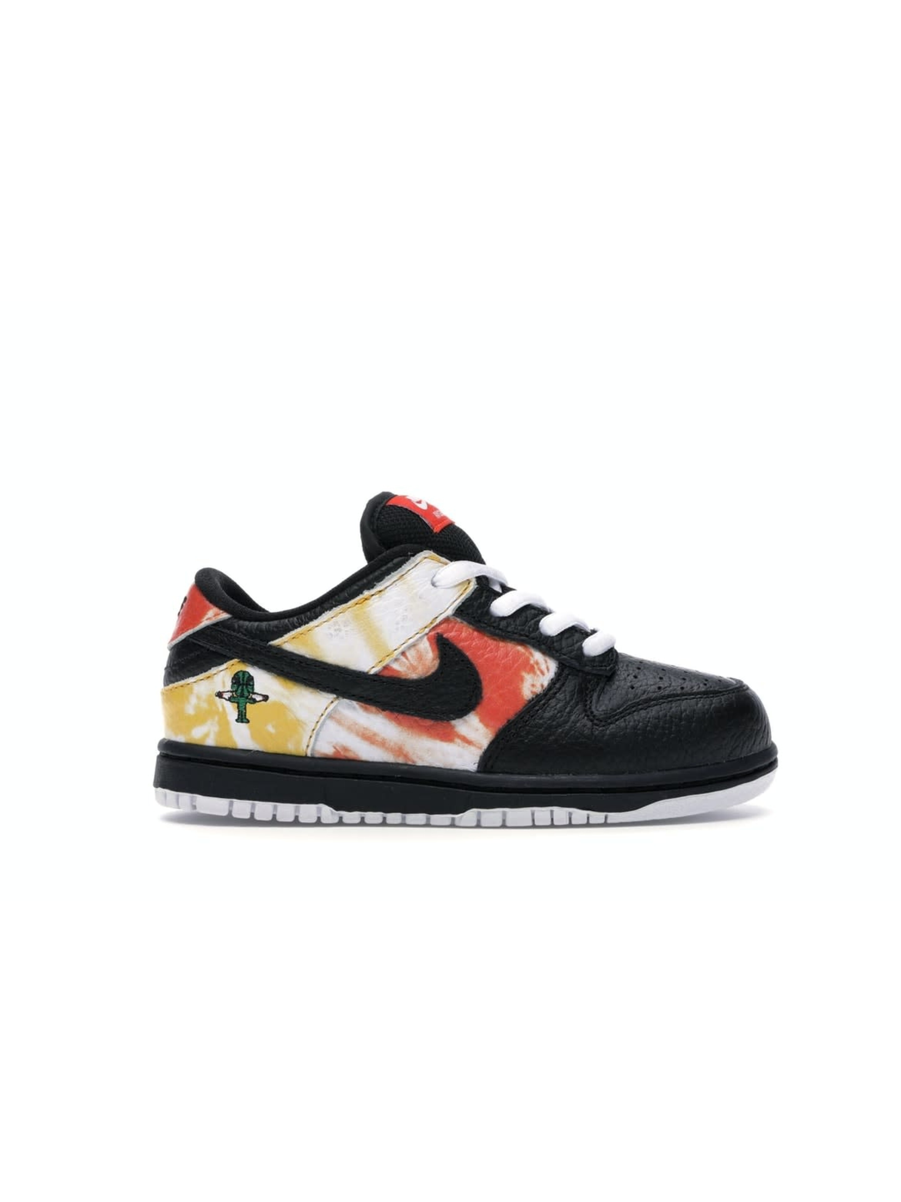 sb dunk raygun