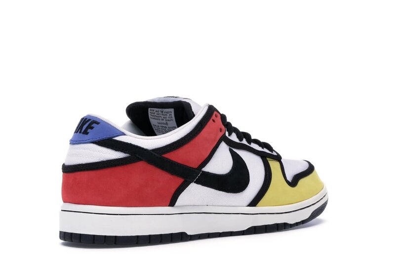 Nike SB Dunk Low Piet Mondrian