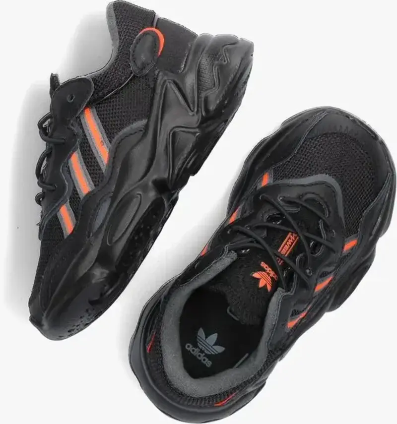 Adidas Ozweego Core Black & Solar Red