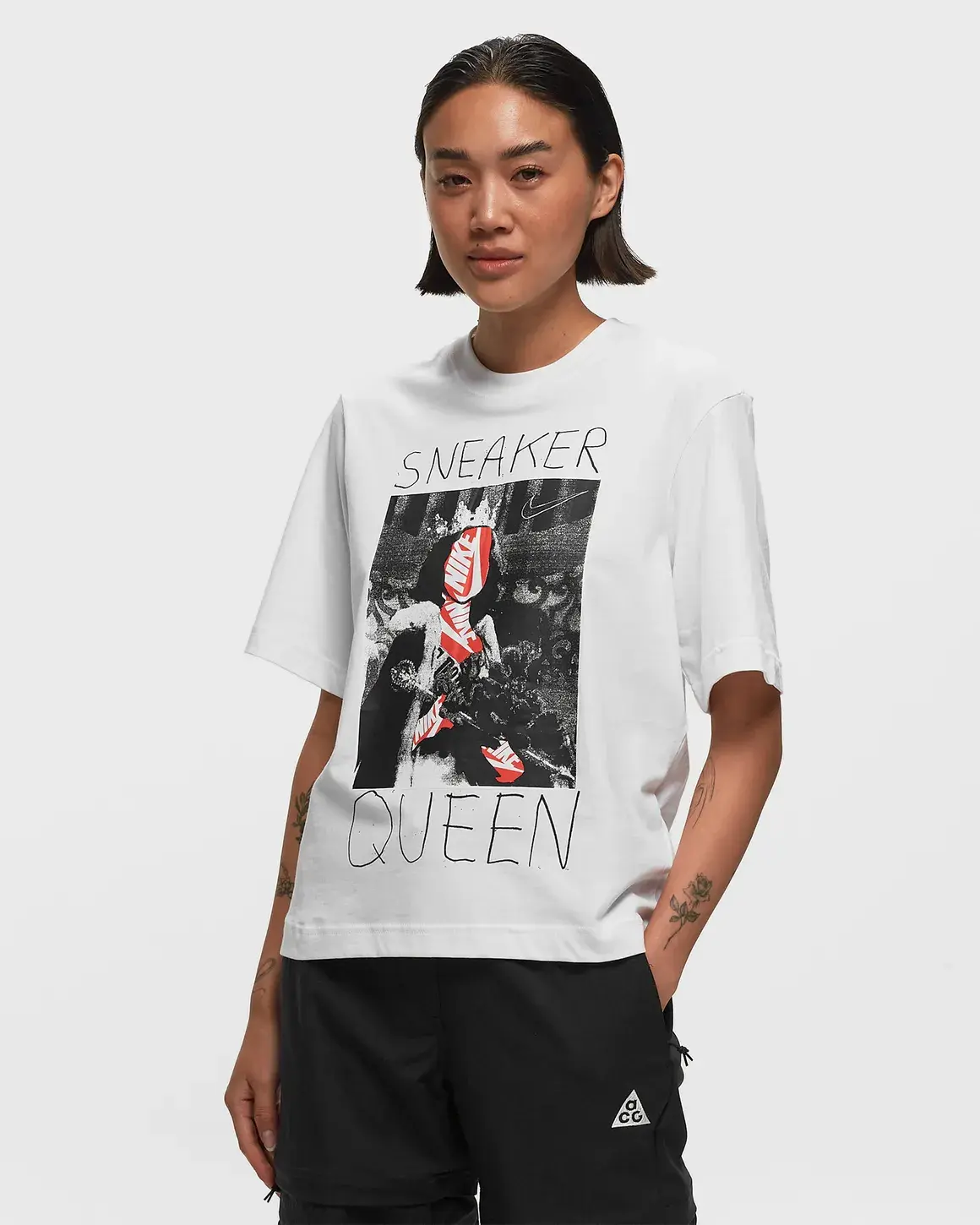 Nike Sneaker Queen Boxy Tee