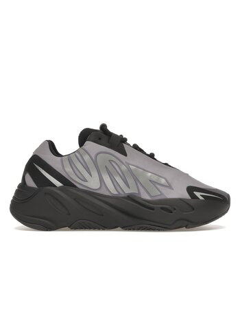 Yeezy Boost 700 MNVN Geode