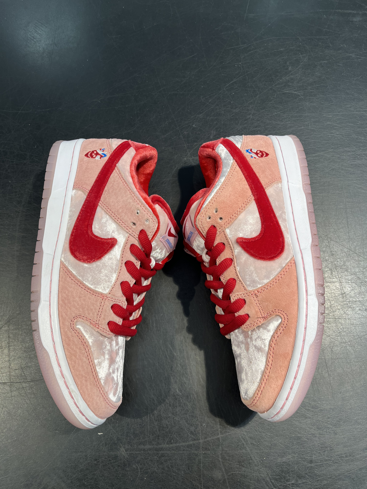Nike SB Dunk Low StrangeLove