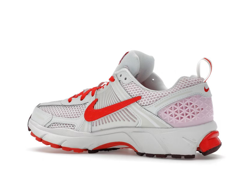 Nike Zoom Vomero 5 Valentine's Day