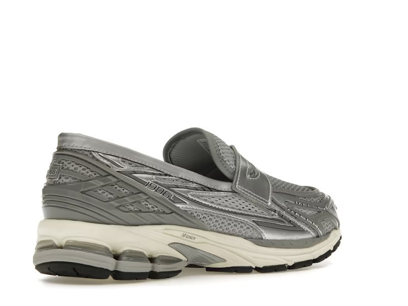 New Balance 1906L Metallic Silver