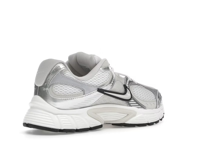 Nike V5 Runner Summit White Smoke Grey