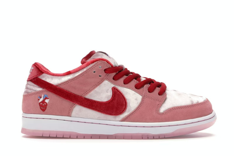 Nike SB Dunk Low Strangelove