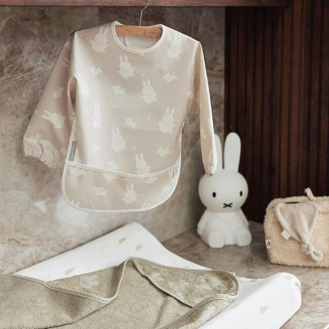 Slab Waterproof met Mouw Nijntje & Snuffy Nougat