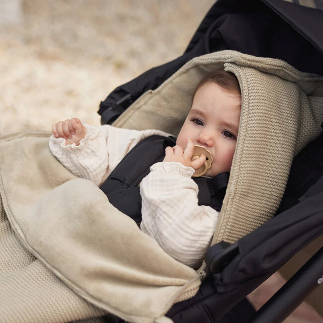 Voetenzak group 0+ 3/5 punts Basic Knit Olive Green