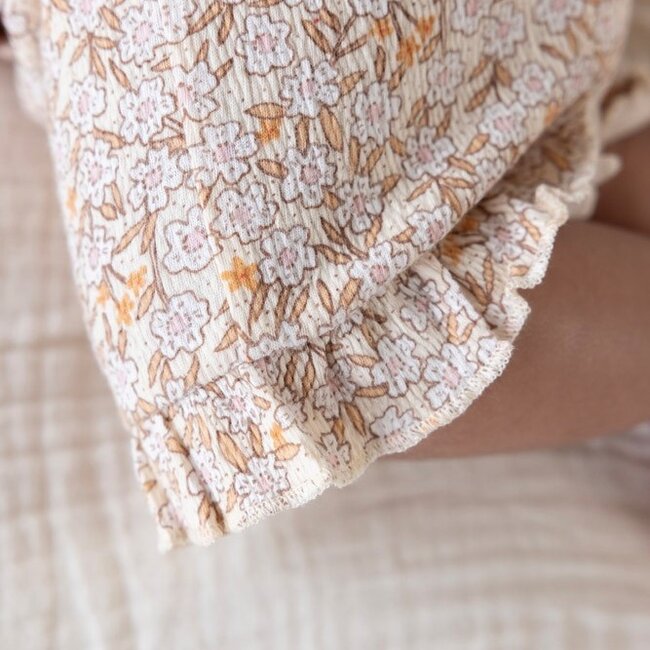 Short Aop Flower Field Creme