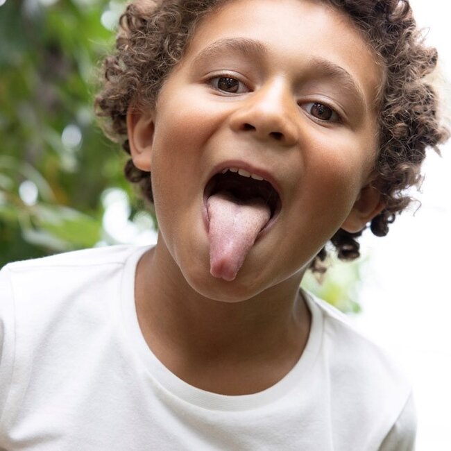 T-Shirt Explore More Wit