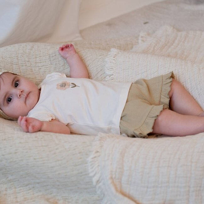 T-Shirt Met Crochet Bloem Let Your Dreams Blossom Offwhite