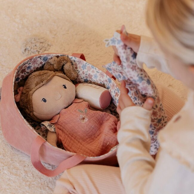 Babypop In Mandje Rosa