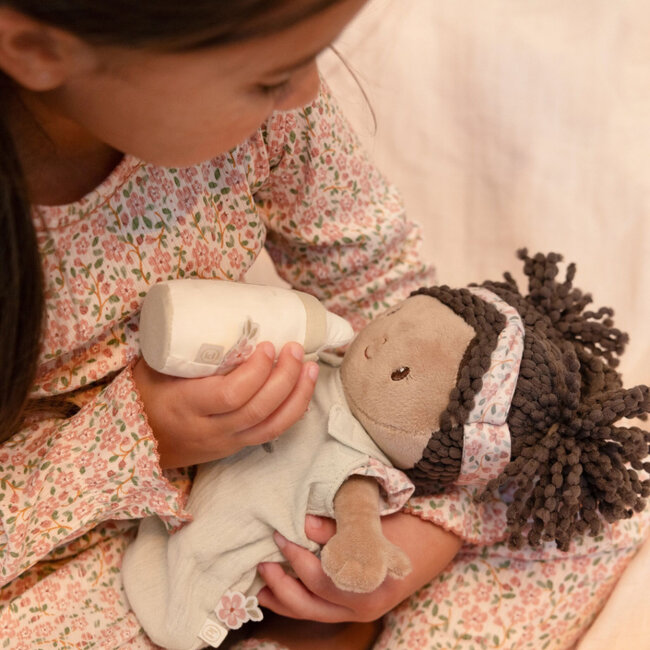 Babypop In Mandje Evi