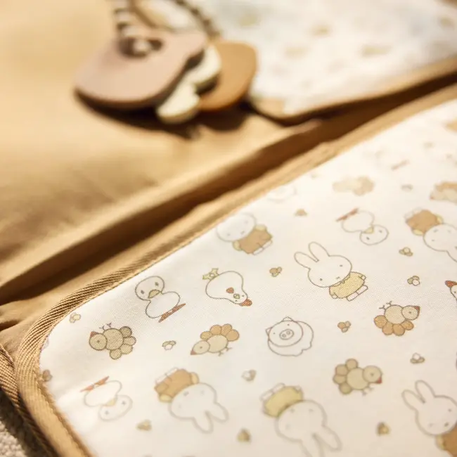 Verschoningsmat Nijntje Family Farm