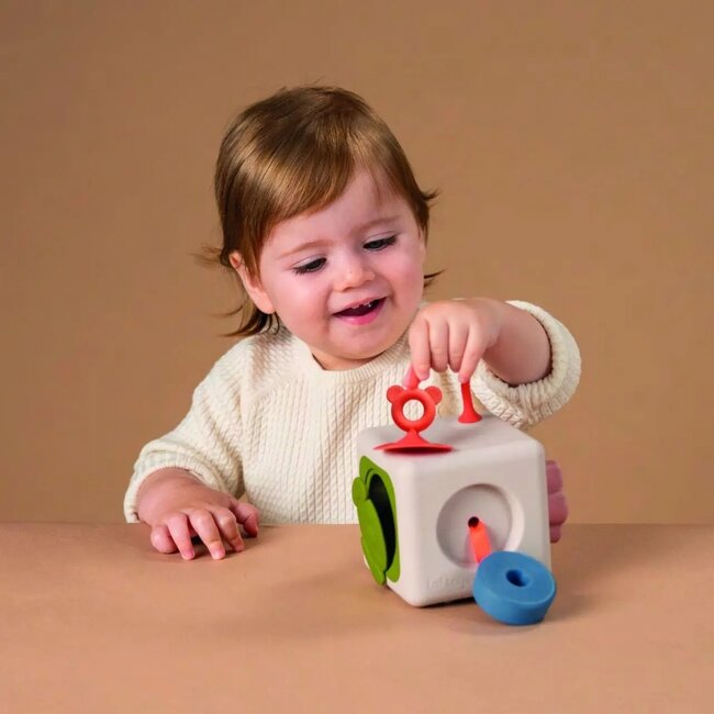 Peek & Play Siliconen Kubus
