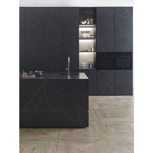 XTone Liem black polished 120 x 250 cm XTone XTone Liem black polished 120 x 250 cm
