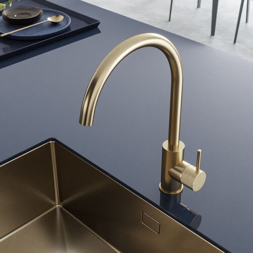 HotBath Cobber X keukenmengkraan met draaibare uitloop Geborsteld messing pvd HotBath HotBath Cobber X keukenmengkraan met draaibare uitloop Geborsteld messing pvd