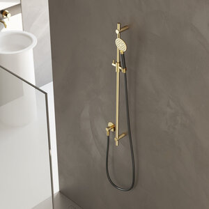 HotBath Cobber glijstang 90cm met wandaansluitbocht 150cm doucheslang en ronde handdouche messing Gepolijst