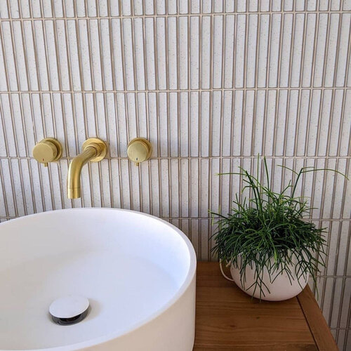 The Mosaic Factory Sevilla KitKat Porselein Vintage Wit 2x14.5cm The mosaic factory The Mosaic Factory Sevilla KitKat Porselein Vintage Wit 2x14.5cm