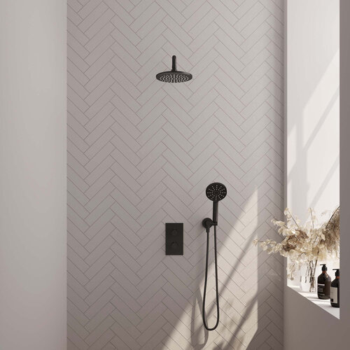 Brauer Black Carving Regendoucheset inbouw | Mat zwart | 20 cm | Nee | Gebogen wandarm | Ronde Handdouche Brauer Brauer Black Carving Regendoucheset inbouw | Mat zwart | 20 cm | Nee | Gebogen wandarm | Ronde Handdouche