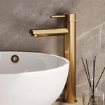 Brauer Stripe verhoogde opbouw wastafelmengkraan model A goud geborsteld PVD | Geborsteld goud PVD Brauer Brauer Stripe verhoogde opbouw wastafelmengkraan model A goud geborsteld PVD | Geborsteld goud PVD