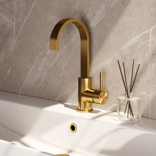 Brauer Stripe hoge opbouw wastafelmengkraan met draaibare platte uitloop model A goud geborsteld PVD | Geborsteld goud PVD Brauer Brauer Stripe hoge opbouw wastafelmengkraan met draaibare platte uitloop model A goud geborsteld PVD | Geborsteld goud PVD