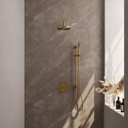 Brauer Brauer Gold Carving thermostatische inbouw regendouche 3-weg rond SET 87 met 20 cm douchekop en gebogen muurarm en staaf handdouche en doucheslang en geïntegreerde glijstang goud geborsteld PVD | Geborsteld goud PVD | 20cm | Ja | Gebogen wandarm | Staafmo