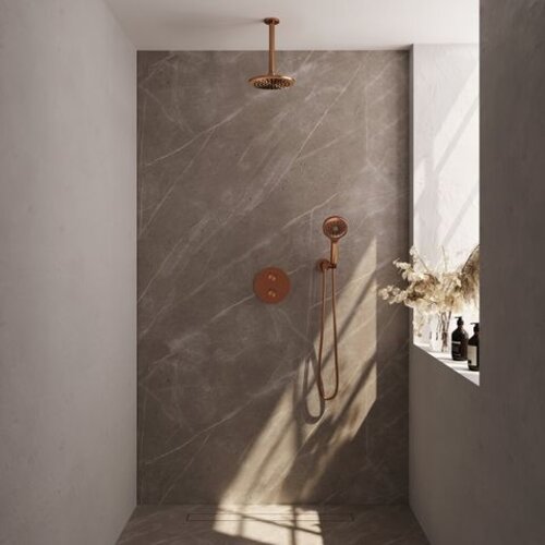 Brauer Brauer Copper Carving thermostatische inbouw regendouche 3-weg rond SET 83 met 20 cm douchekop en plafondarm en 3-standen handdouche en doucheslang en wandaansluitbocht koper geborsteld PVD | Geborsteld koper PVD | 20cm | Nee | Plafondbuis | 3-standen han