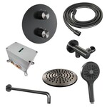 Brauer Brauer Gunmetal Carving thermostatische inbouw regendouche 3-weg rond SET 81 met 20 cm douchekop en gebogen muurarm en 3-standen handdouche en doucheslang en wandaansluitbocht gunmetal geborsteld PVD | Geborsteld gunmetal PVD | 20cm | Nee | Gebogen wandar