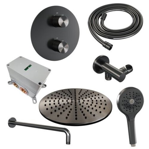 Brauer Brauer Gunmetal Carving thermostatische inbouw regendouche 3-weg rond SET 82 met 30 cm douchekop en gebogen muurarm en 3-standen handdouche en doucheslang en wandaansluitbocht gunmetal geborsteld PVD | Geborsteld gunmetal PVD | 30cm | Nee | Gebogen wandar