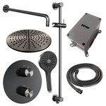 Brauer Brauer Gunmetal Carving thermostatische inbouw regendouche 3-weg rond SET 94 met 30 cm douchekop en gebogen muurarm en 3-standen handdouche en doucheslang en geïntegreerde glijstang gunmetal geborsteld PVD | Geborsteld gunmetal PVD | 30cm | Ja | Gebogen w