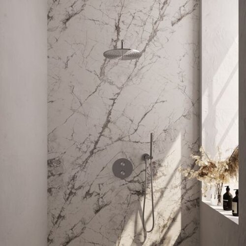 Brauer Brauer Brushed Carving thermostatische inbouw regendouche 3-weg rond SET 76 met 30 cm douchekop en gebogen muurarm en staaf handdouche en doucheslang en wandaansluitbocht RVS geborsteld PVD | Geborsteld RVS PVD | 30cm | Nee | Gebogen wandarm | Staafmodel