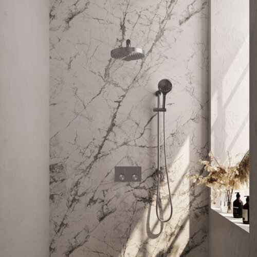 Brauer Brauer Stripe thermostatische inbouw regendouche met drukknoppen SET 34 met 25 cm douchekop en rechte muurarm en 3-standen handdouche en doucheslang en geïntegreerde glijstang RVS-kleurig geborsteld PVD | Geborsteld RVS PVD | Ja | Rechte wandarm | 3-stand