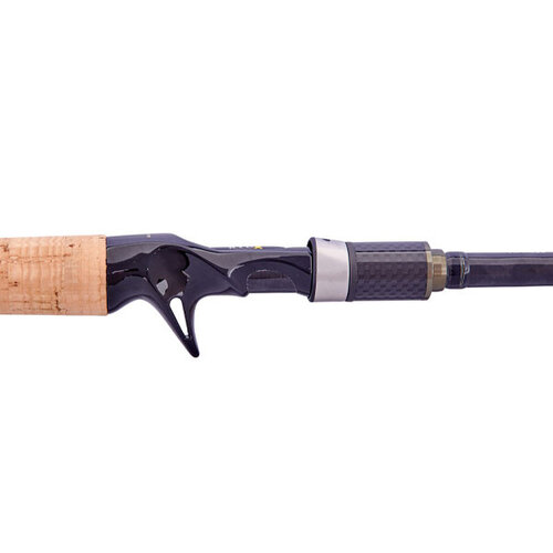 Illex Night Shadows Baitcast 250 XXH The Wild Dog