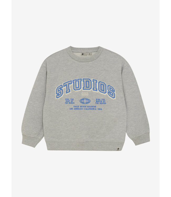 Oversized Sweater Artwork Medium Grey Melange by Daily7