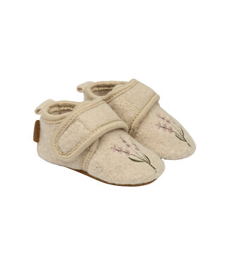 Mikk-line Prewalker Wool Embroidery Off White by Mikk-line