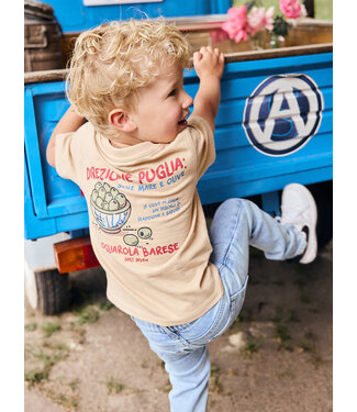 Daily7 T-shirt Backprint Latte Sand by Daily7