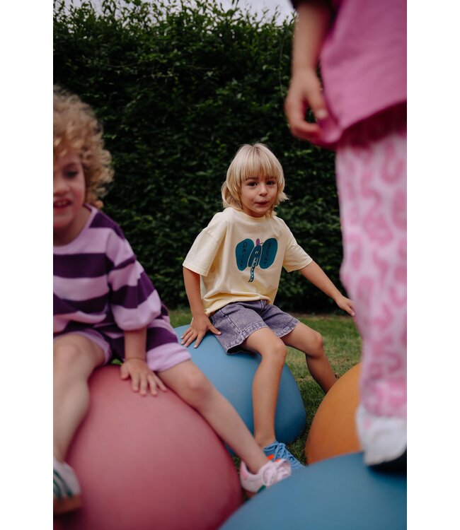 ELEFANCY T-SHIRT PALE BANANA  by Daily Brat